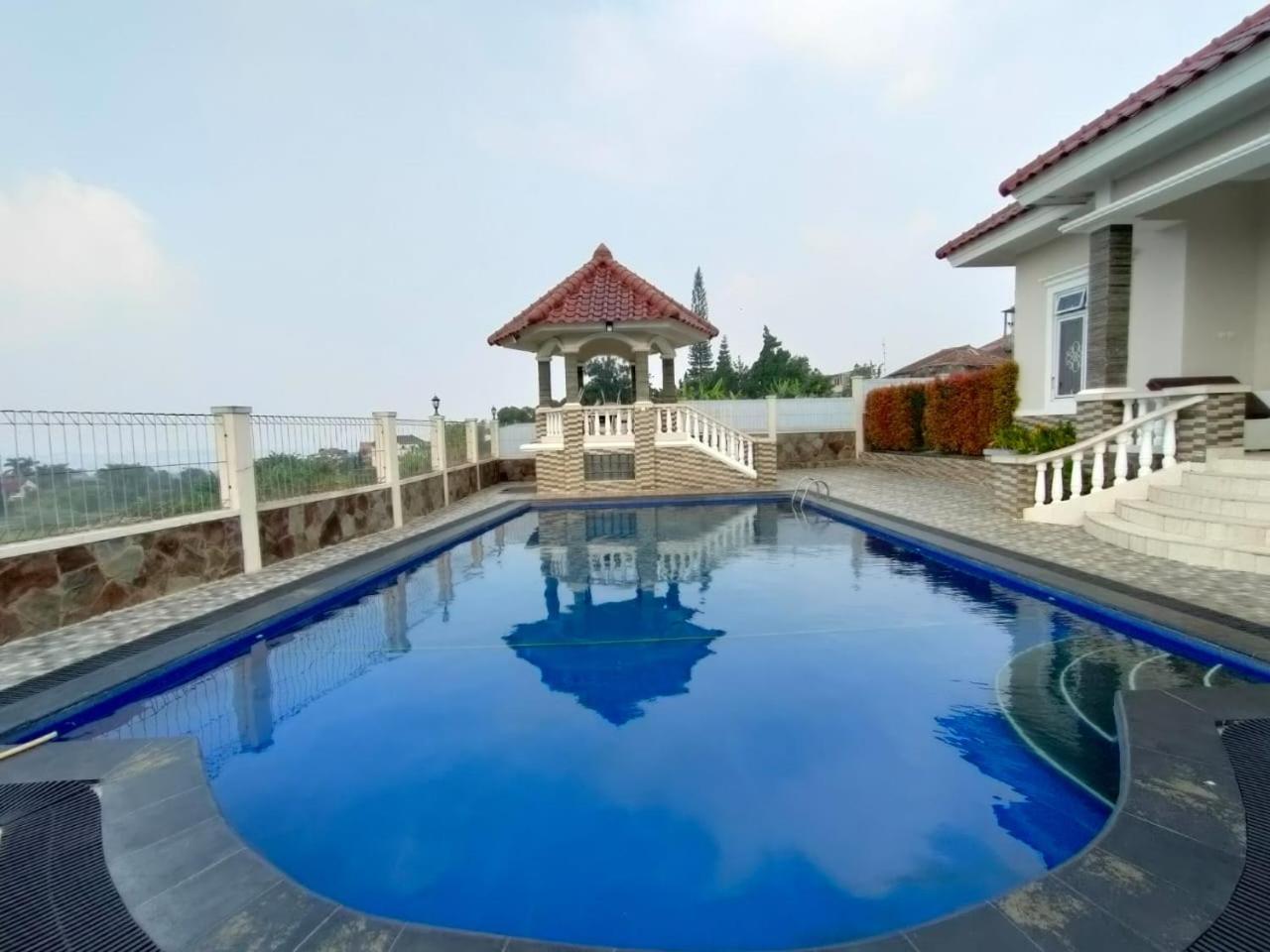 Villa Kandara Hanjawar Puncak Sindanglaya Exterior foto